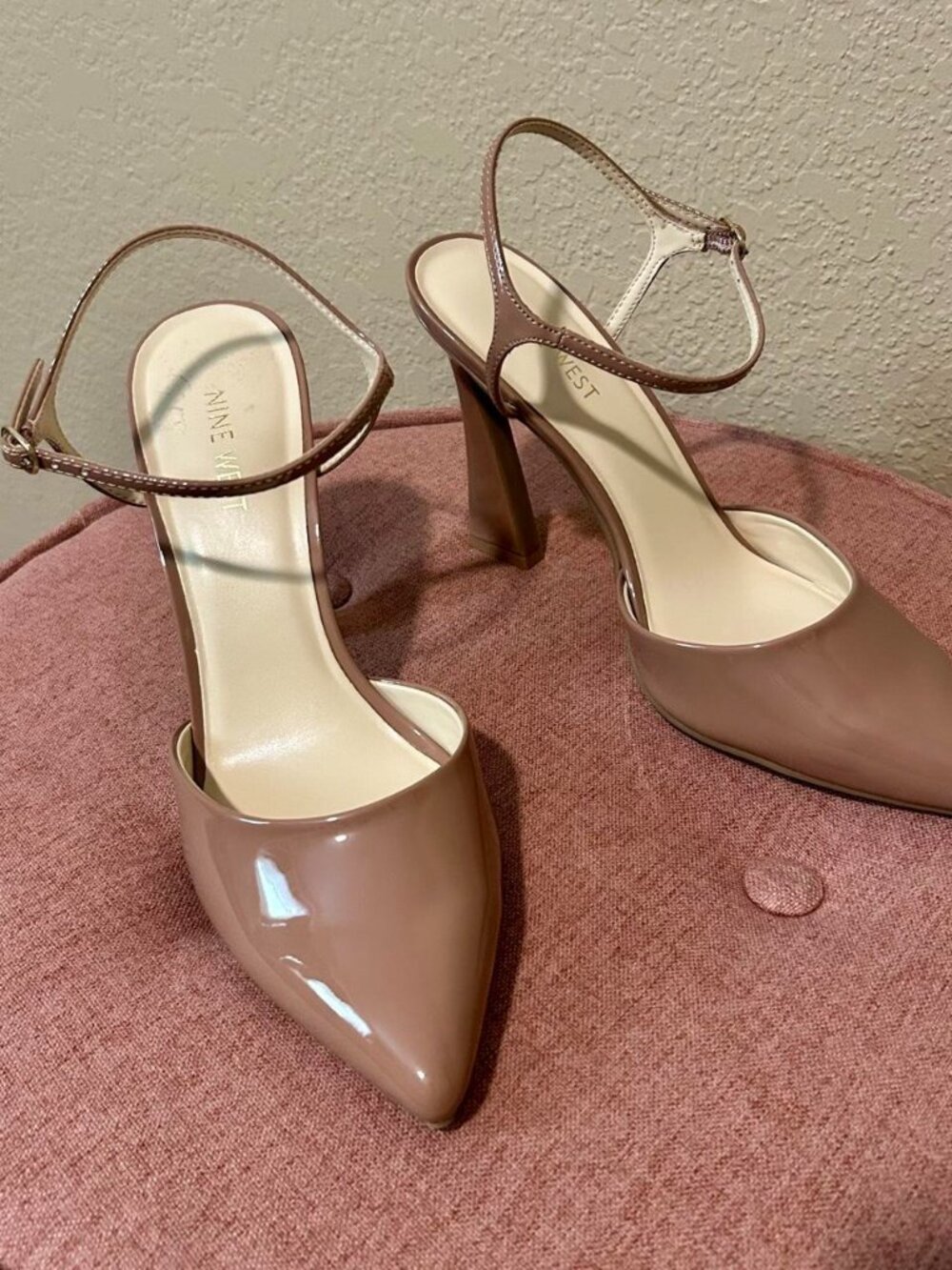 Nine West Women's Tan and Pink Courts